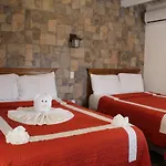 Venados Inn